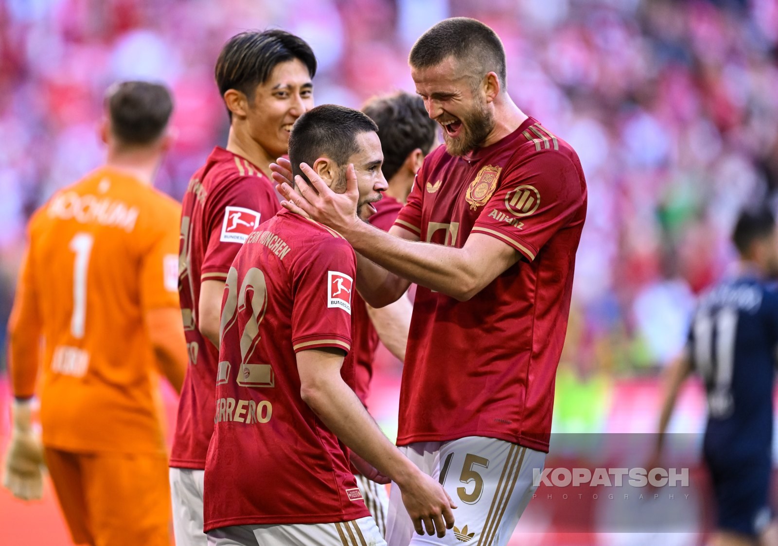 Raphael Guerreiro · 2025-03-08 FC Bayern Muenchen vs VfL Bochum