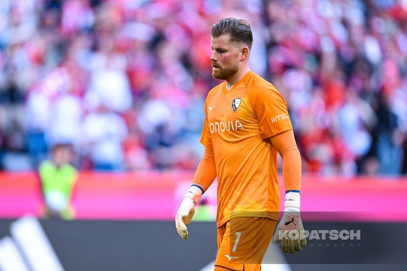Timo Horn, 2025-03-08 FC Bayern Muenchen vs VfL Bochum
