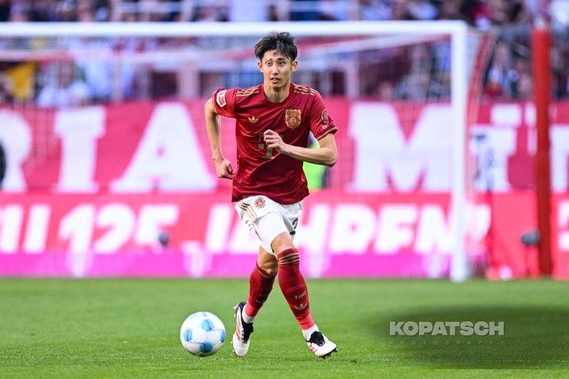 Hiroki Ito, 2025-03-08 FC Bayern Muenchen vs VfL Bochum