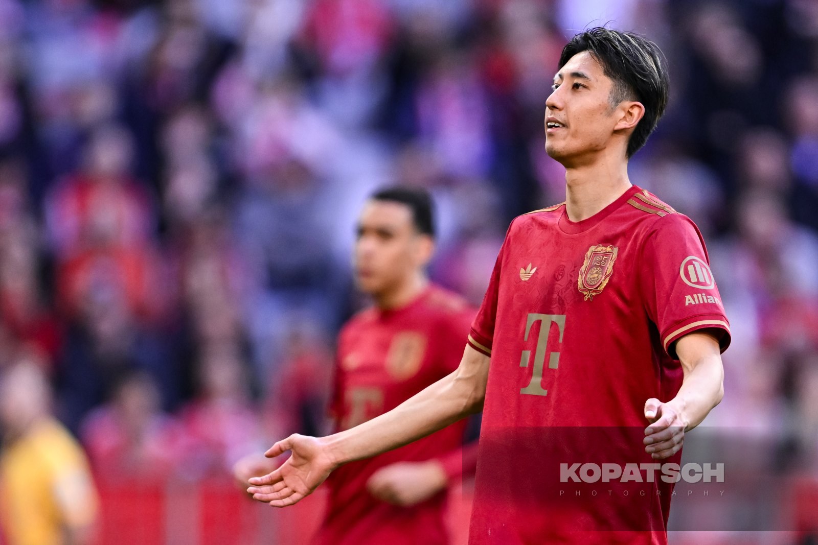 Hiroki Ito · 2025-03-08 FC Bayern Muenchen vs VfL Bochum