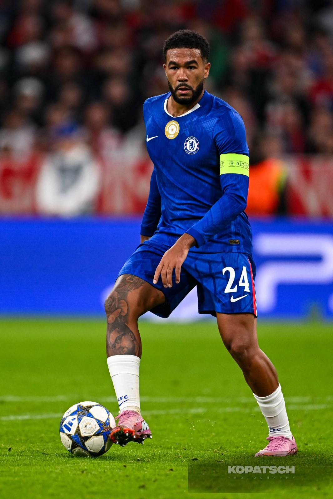 Reece James · 2025-09-17 FC Bayern Muenchen vs Chelsea FC