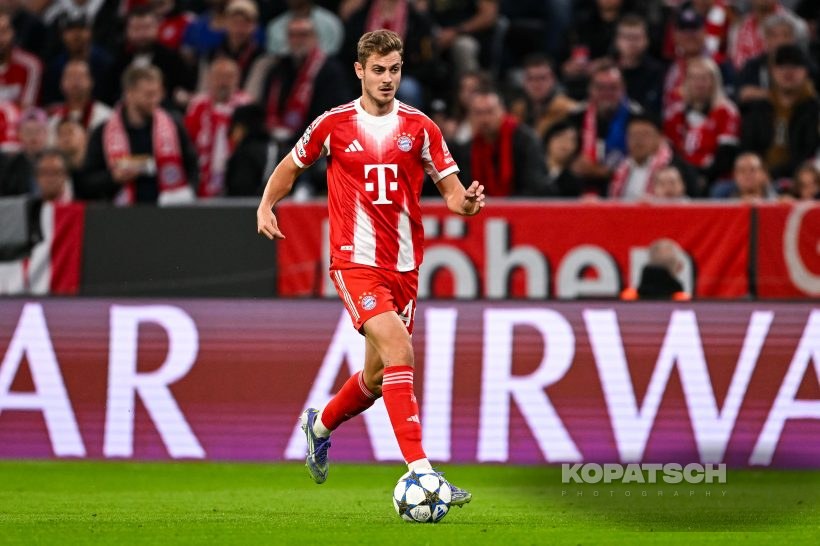 Josip Stanisic, 2025-09-17 FC Bayern Muenchen vs Chelsea FC