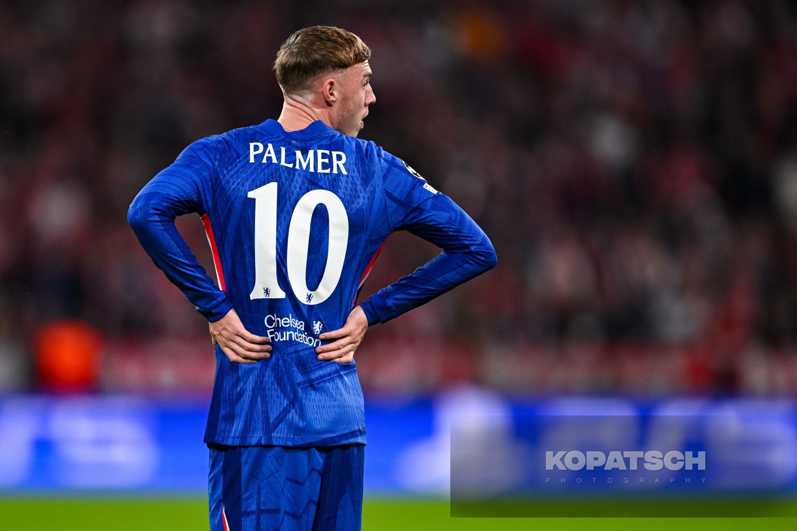 Cole Palmer · 2025-09-17 FC Bayern Muenchen vs Chelsea FC