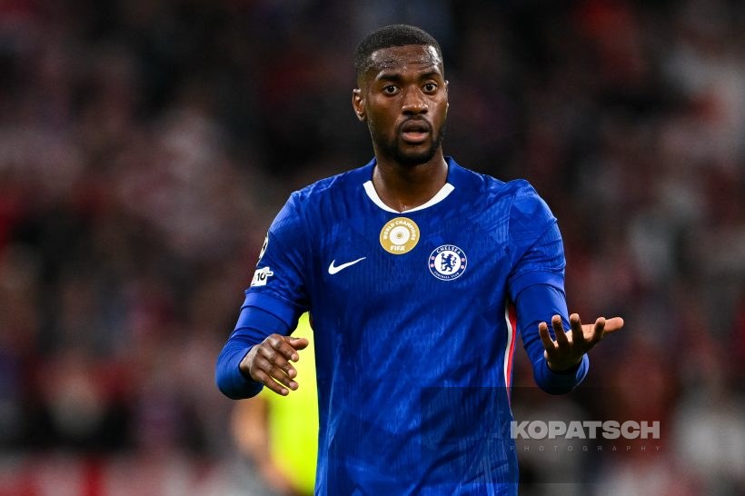 Tosin Adarabioyo, 2025-09-17 FC Bayern Muenchen vs Chelsea FC