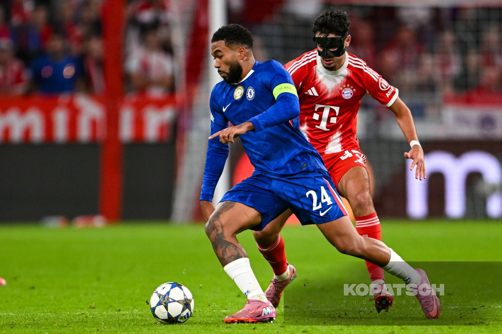 Reece James · 2025-09-17 FC Bayern Muenchen vs Chelsea FC