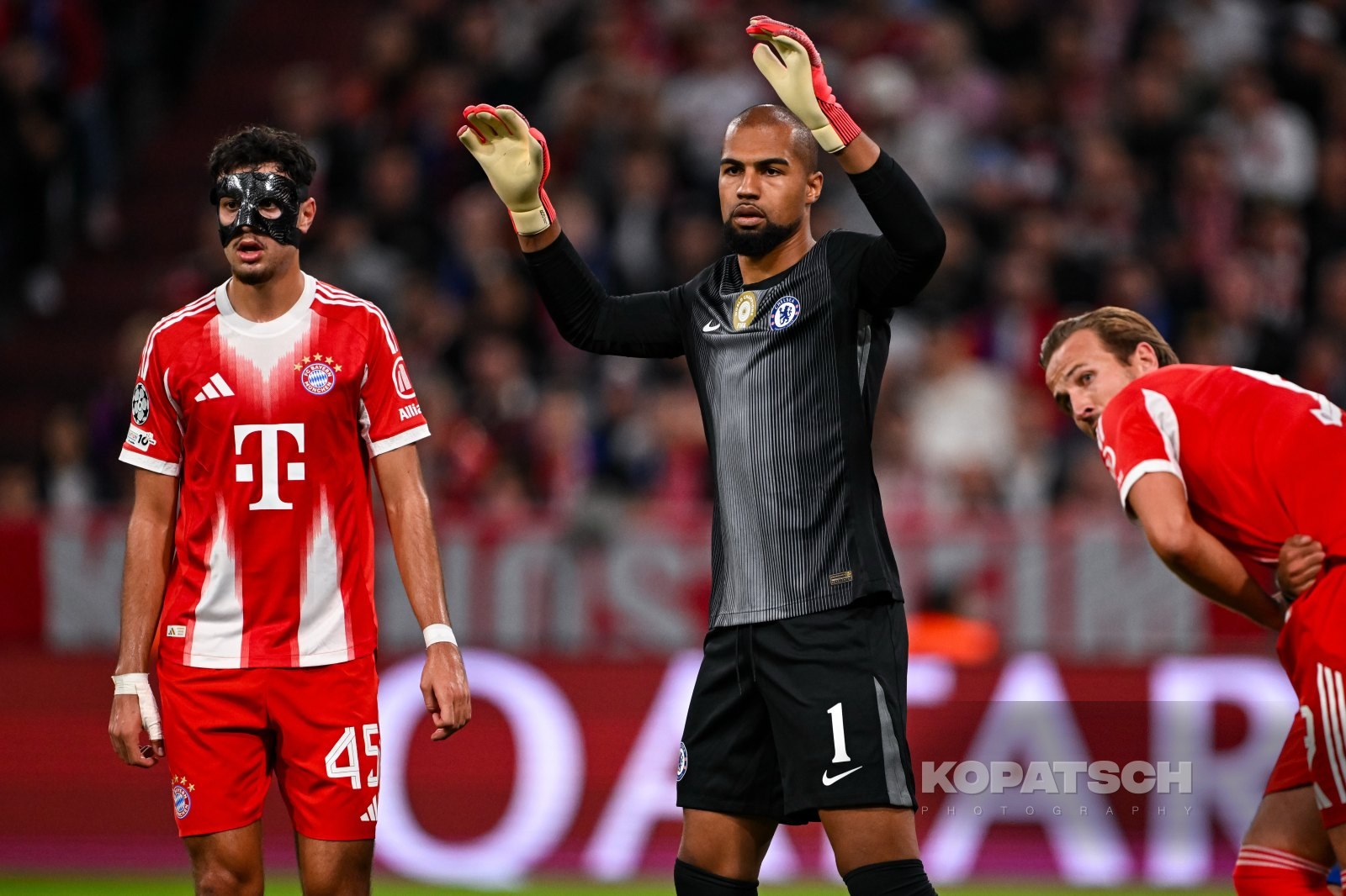 Robert Sanchez · 2025-09-17 FC Bayern Muenchen vs Chelsea FC