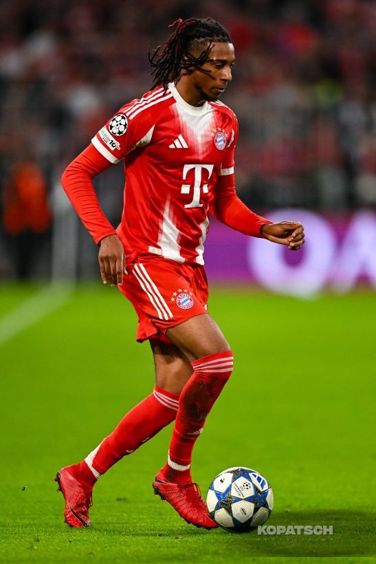 Michael Olise, 2025-09-17 FC Bayern Muenchen vs Chelsea FC