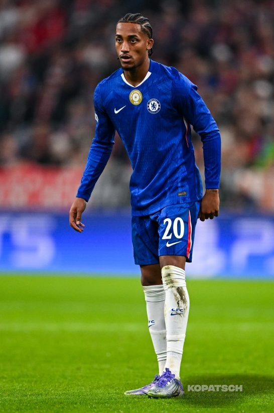 Joao Pedro, 2025-09-17 FC Bayern Muenchen vs Chelsea FC