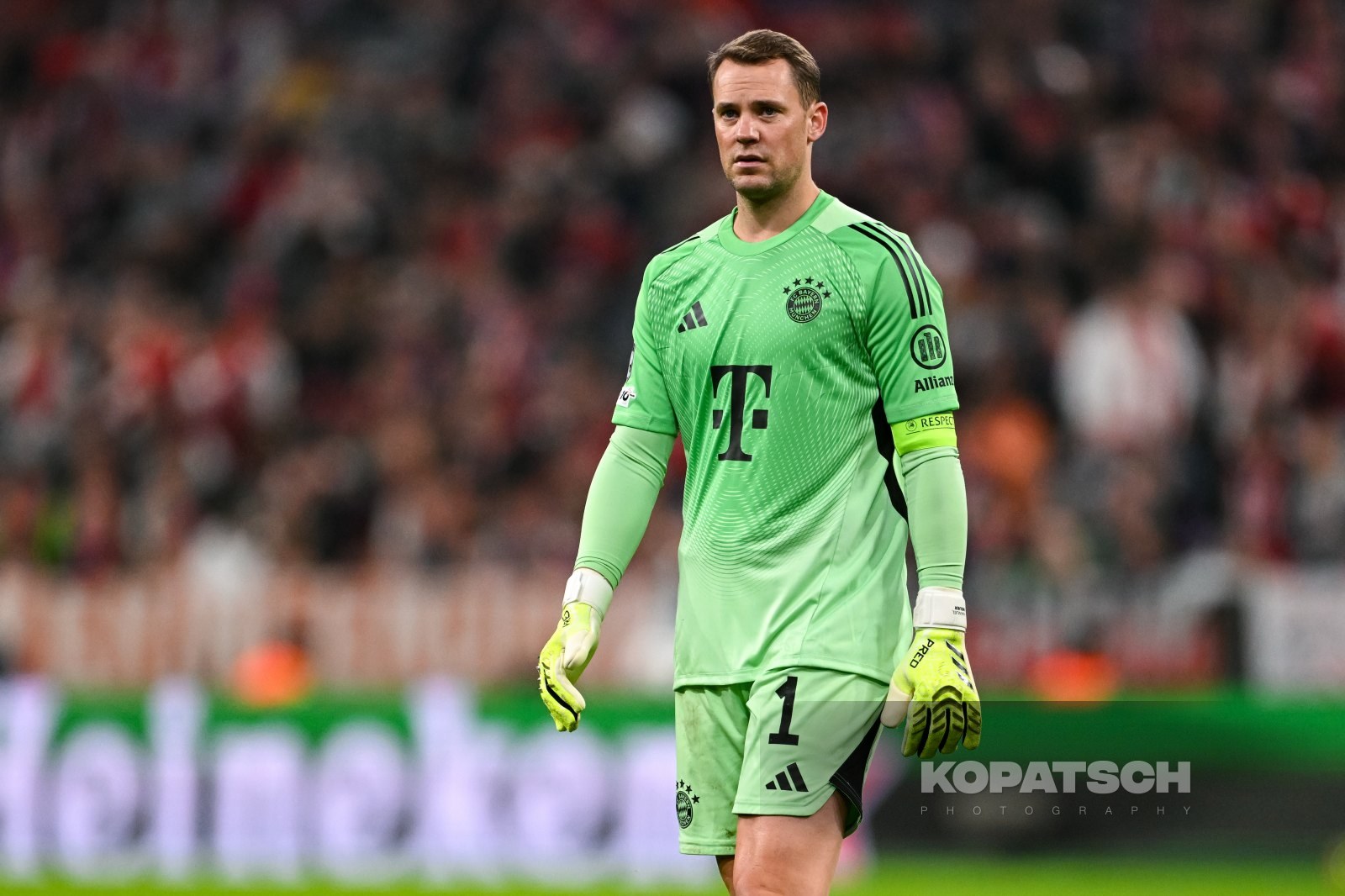 Manuel Neuer · 2025-09-17 FC Bayern Muenchen vs Chelsea FC