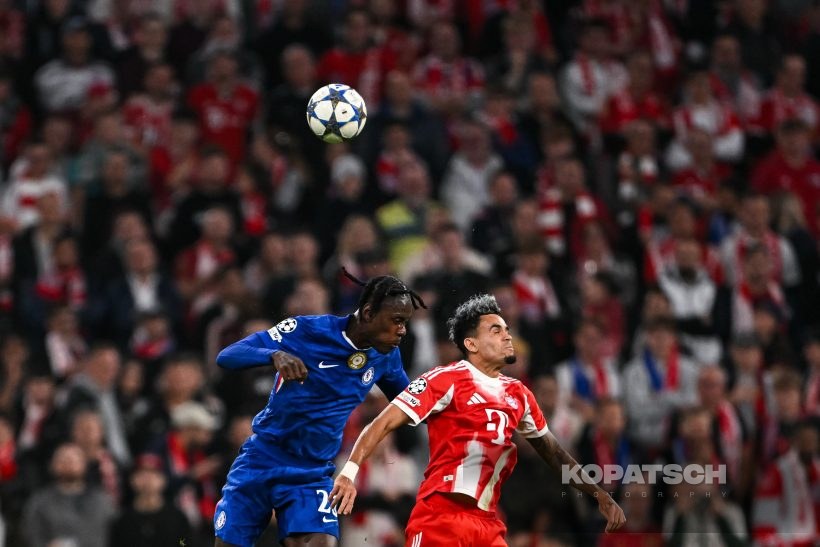 Luis Diaz · Trevoh Chalobah, 2025-09-17 FC Bayern Muenchen vs Chelsea FC