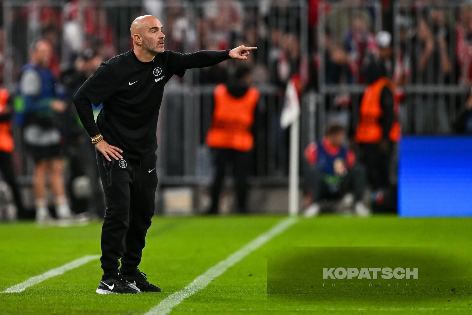 Enzo Maresca · 2025-09-17 FC Bayern Muenchen vs Chelsea FC