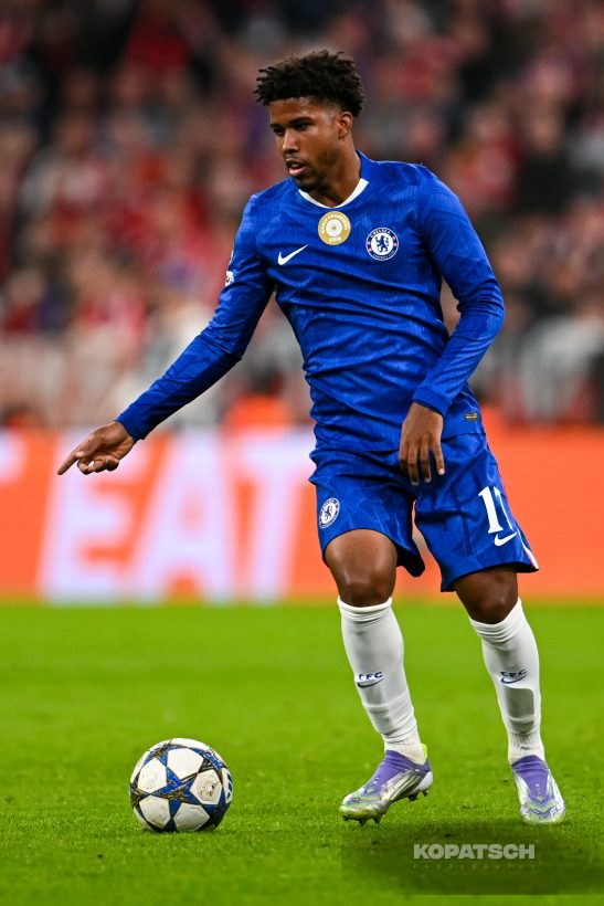 Andrey Santos, 2025-09-17 FC Bayern Muenchen vs Chelsea FC