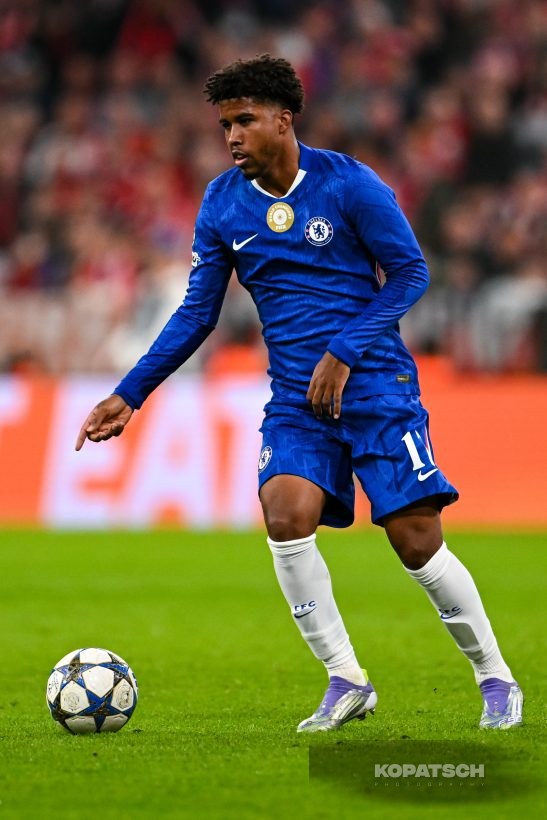 Andrey Santos, 2025-09-17 FC Bayern Muenchen vs Chelsea FC