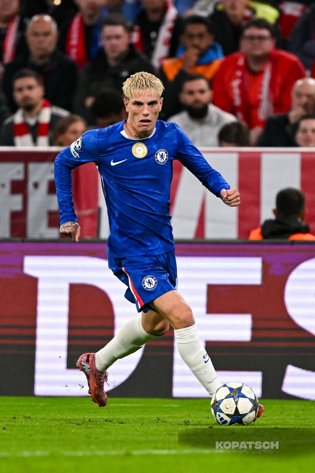 Alejandro Garnacho · 2025-09-17 FC Bayern Muenchen vs Chelsea FC