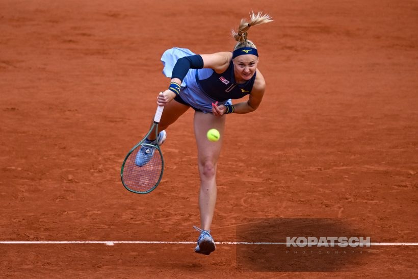 Rebecca Sramkova — 2025 Roland Garros