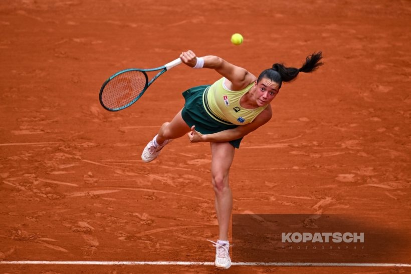 Tereza Valentova — 2025 Roland Garros