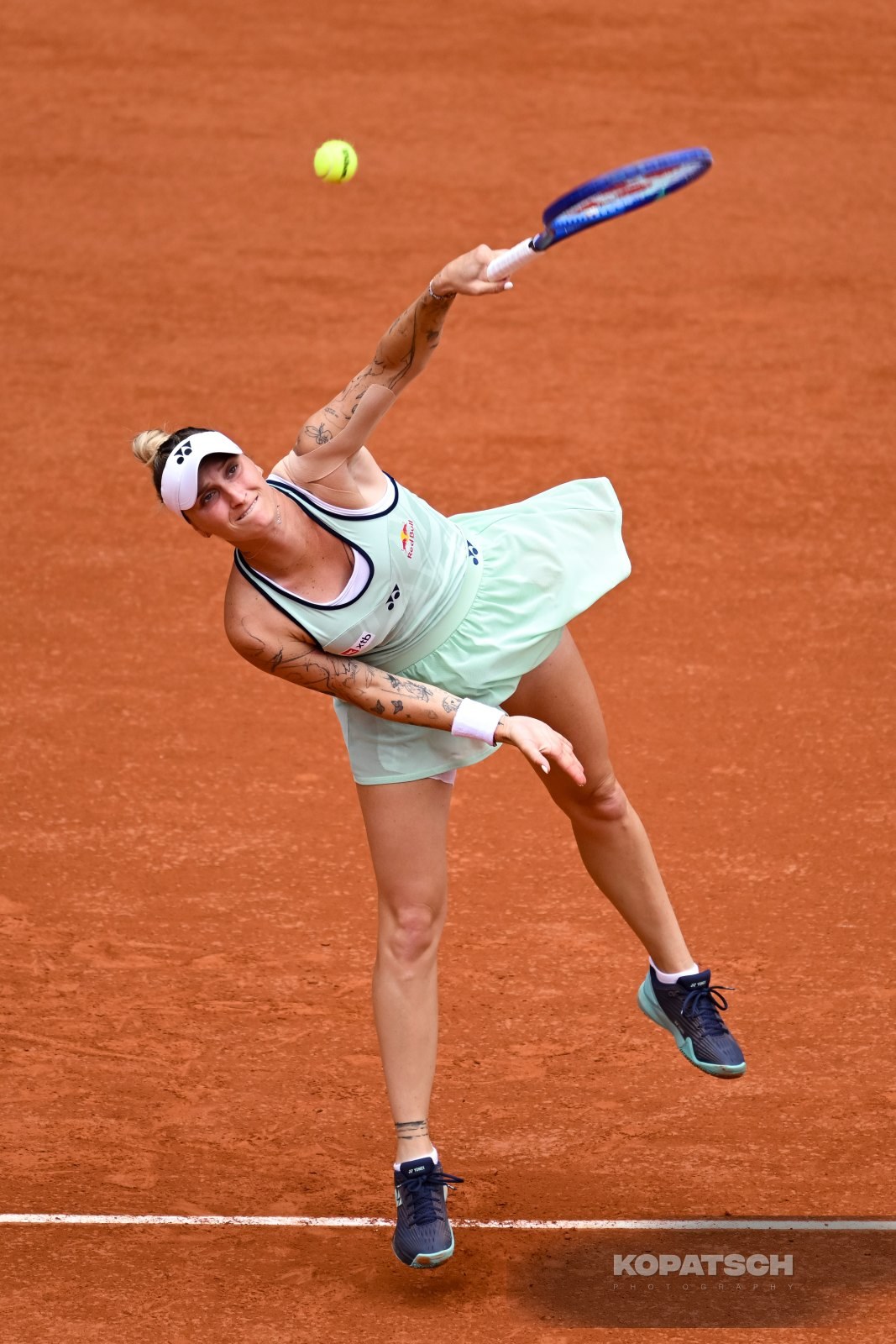 Marketa Vondrousova — 2025 Roland Garros