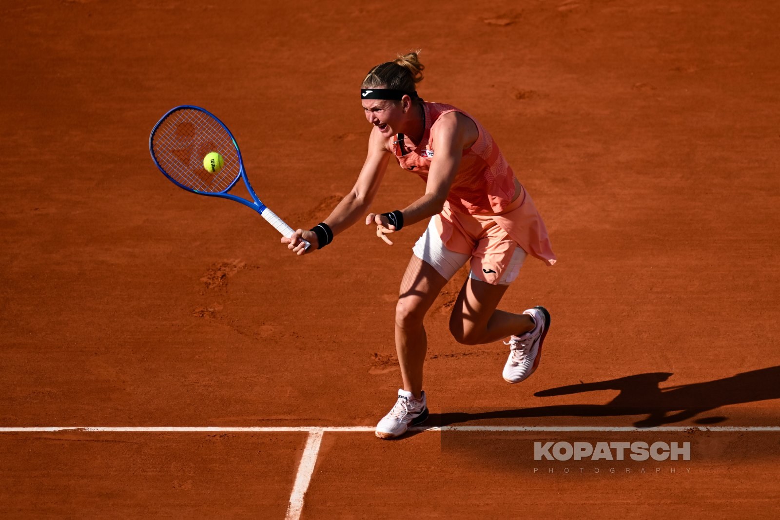 Marie Bouzkova — 2025 Roland Garros