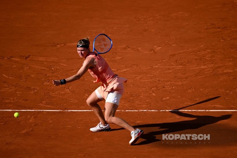 Marie Bouzkova — 2025 Roland Garros