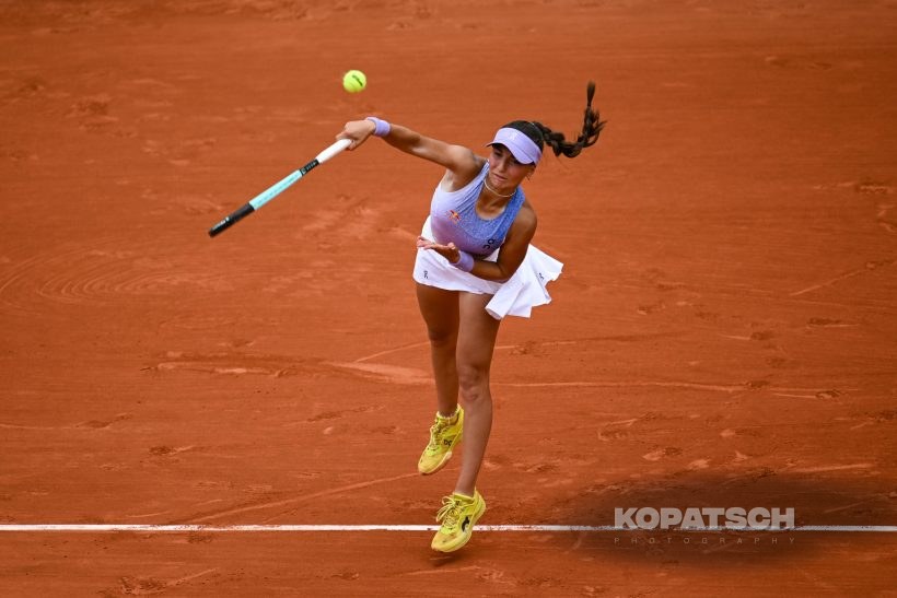 Julia Stusek — 2025 Roland Garros