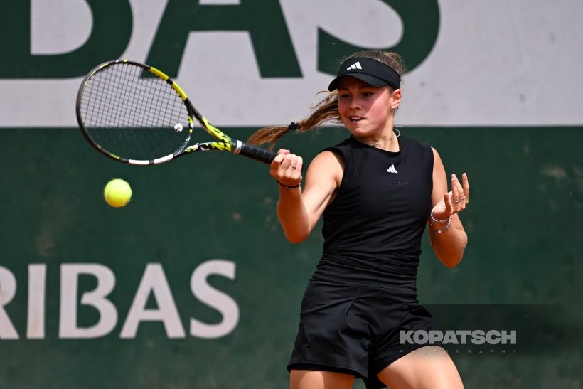 Jana Kovackova — 2025 Roland Garros
