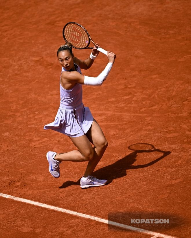 Qinwen Zheng — 2025 Roland Garros