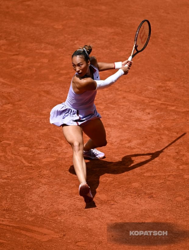 Qinwen Zheng — 2025 Roland Garros