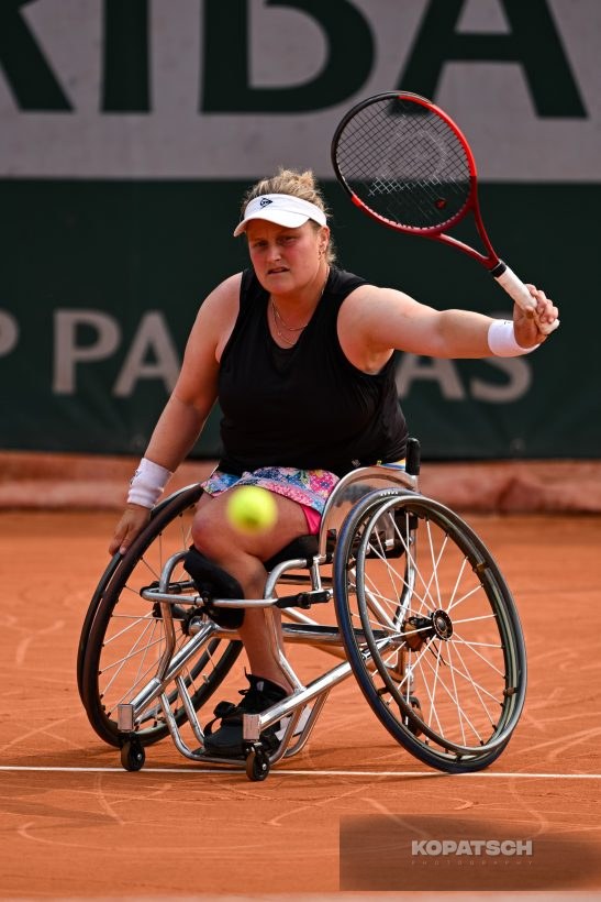 Aniek Van Koot — 2025 Roland Garros
