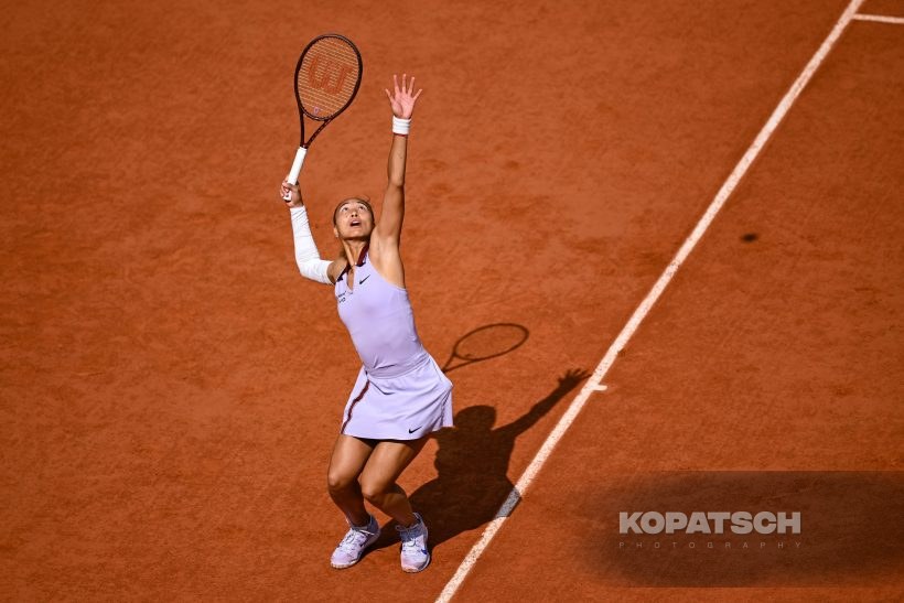 Qinwen Zheng — 2025 Roland Garros