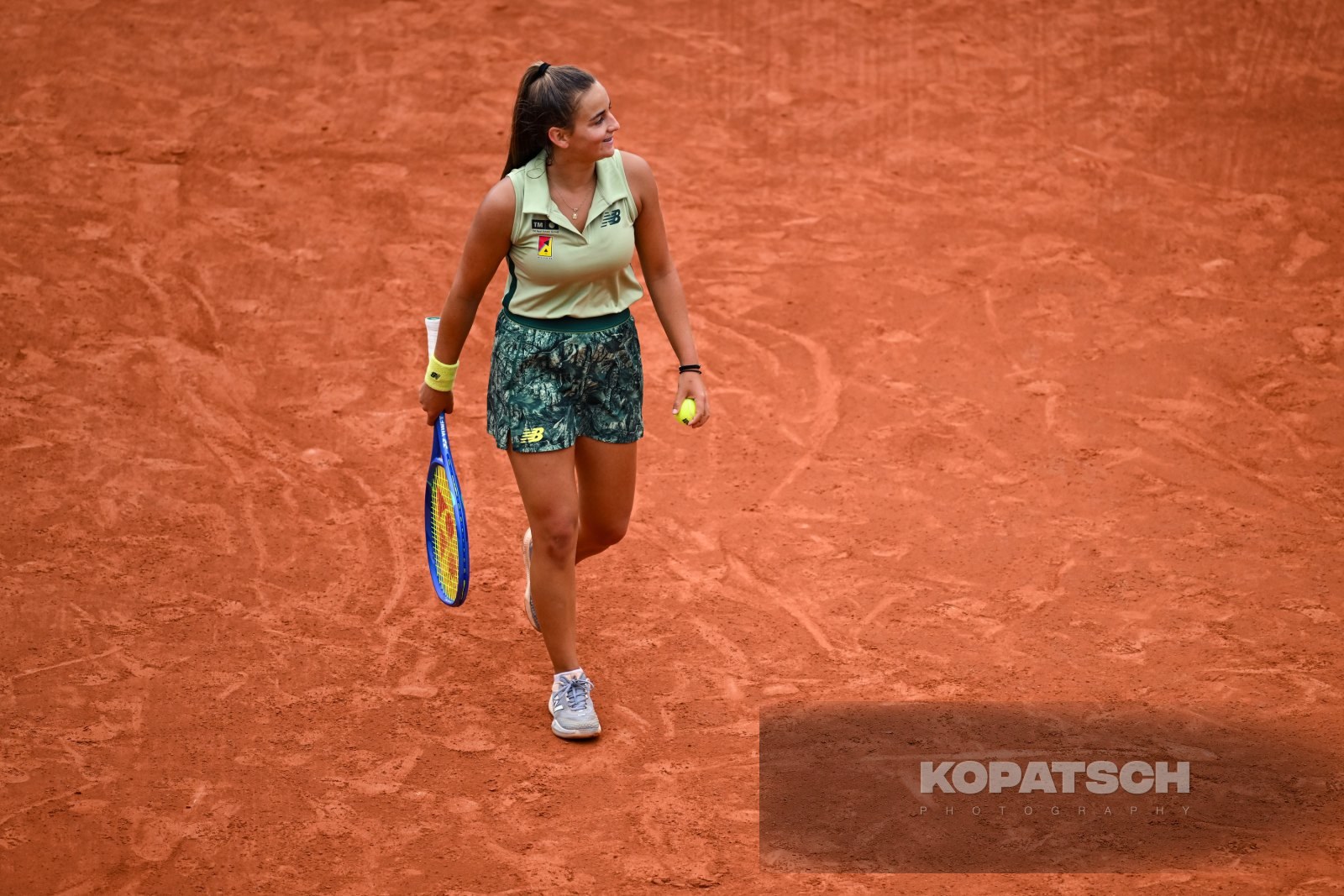 Charo Esquiva Banuls — 2025 Roland Garros