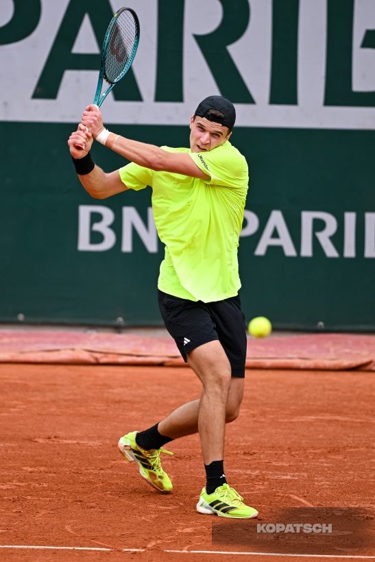 Jakub Mensik — 2025 Roland Garros