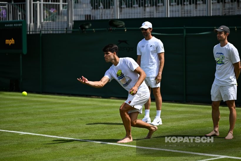 Carlos Alcaraz · Juan Carlos Ferrero · Juanjo Moreno — 2025 Wimbledon