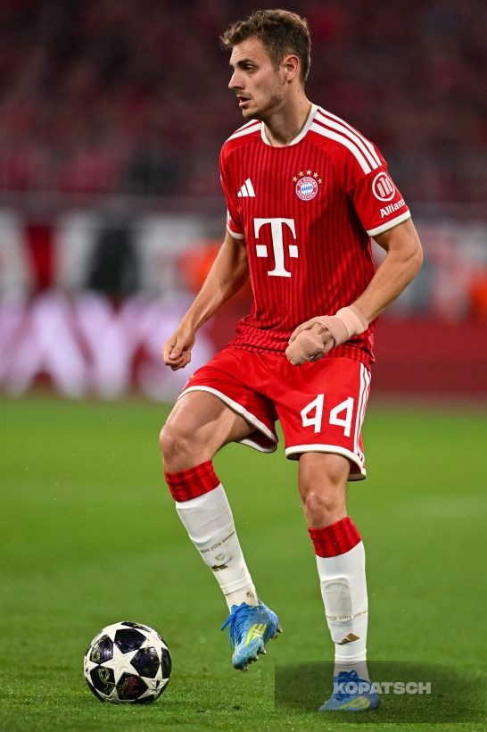 Josip Stanisic, 2026-05-06 FC Bayern Muenchen vs PSG Paris
