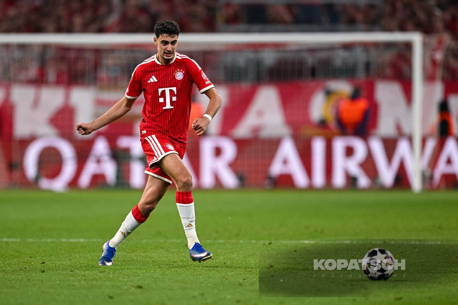 Aleksandar Pavlovic · 2026-05-06 FC Bayern Muenchen vs PSG Paris