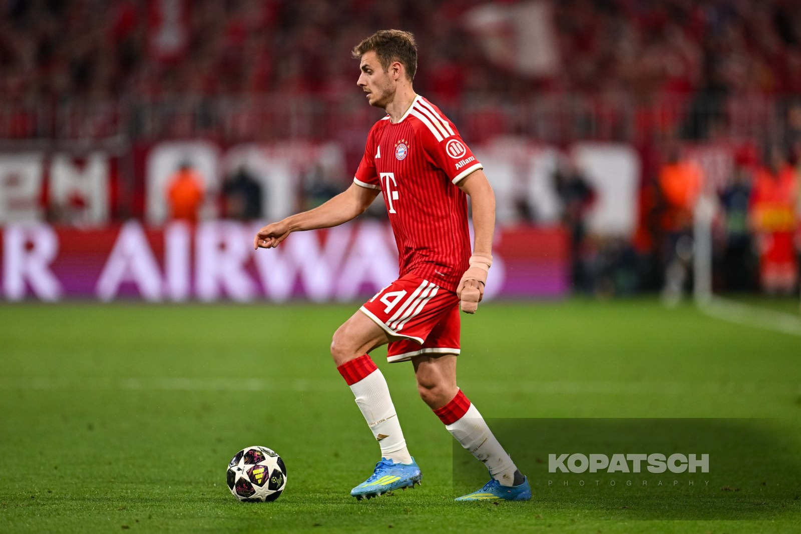 Josip Stanisic · 2026-05-06 FC Bayern Muenchen vs PSG Paris