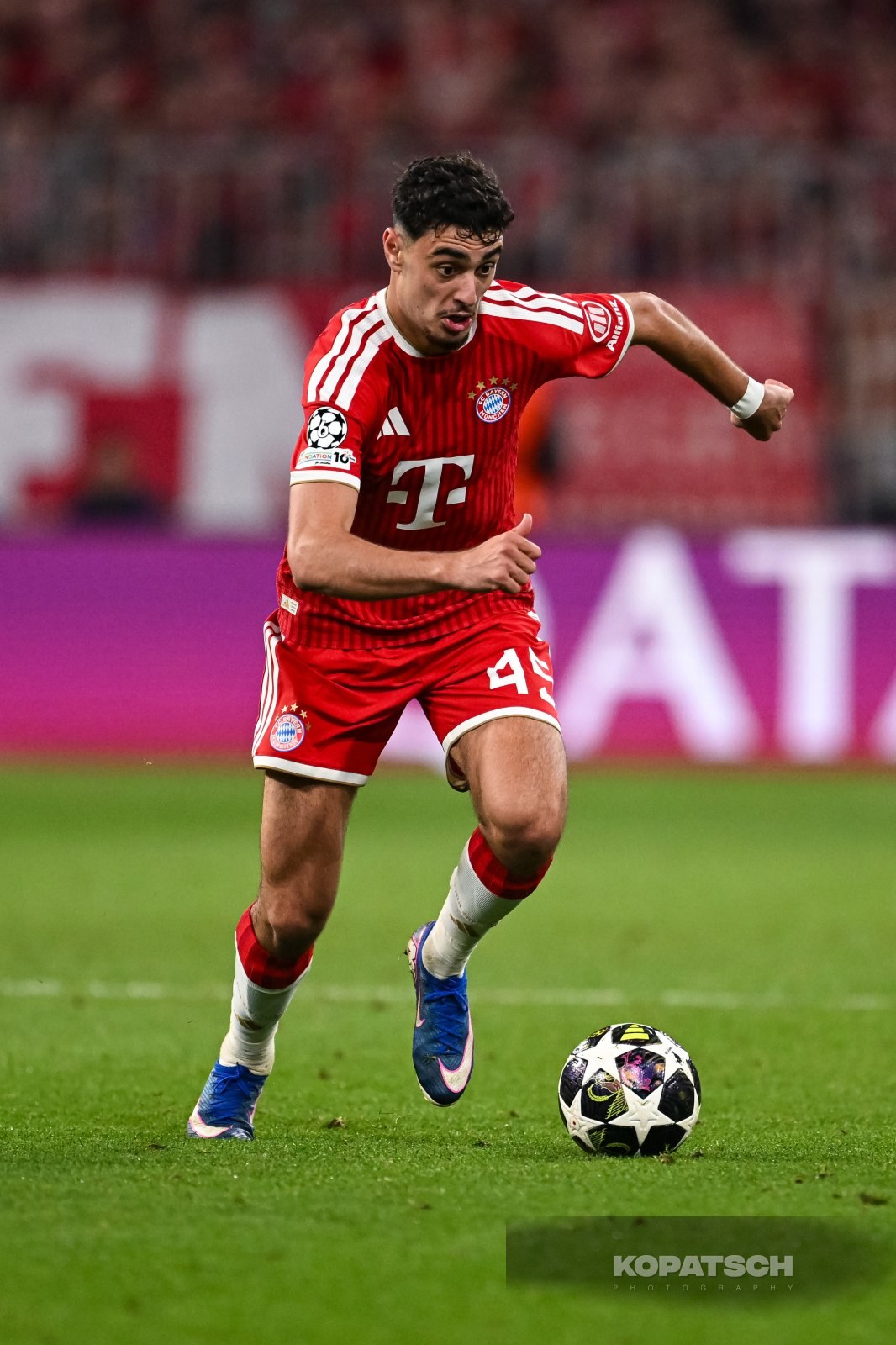 Aleksandar Pavlovic · 2026-05-06 FC Bayern Muenchen vs PSG Paris