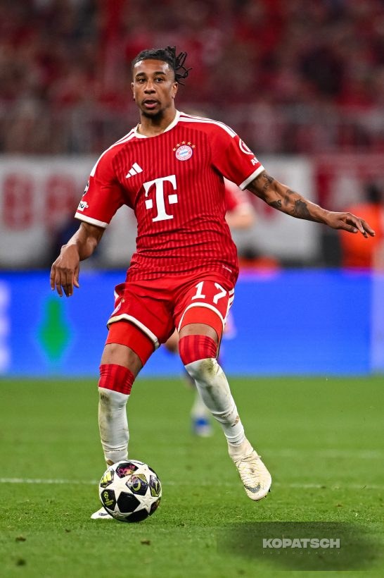 Michael Olise, 2026-05-06 FC Bayern Muenchen vs PSG Paris