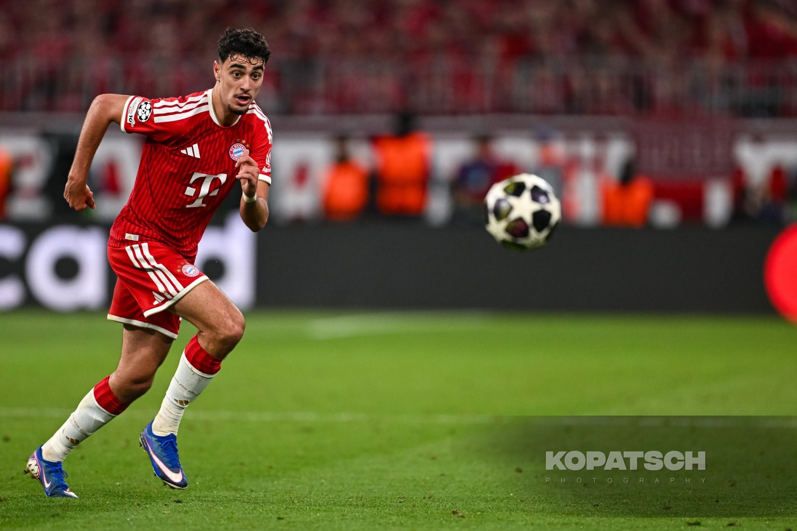 Aleksandar Pavlovic · 2026-05-06 FC Bayern Muenchen vs PSG Paris