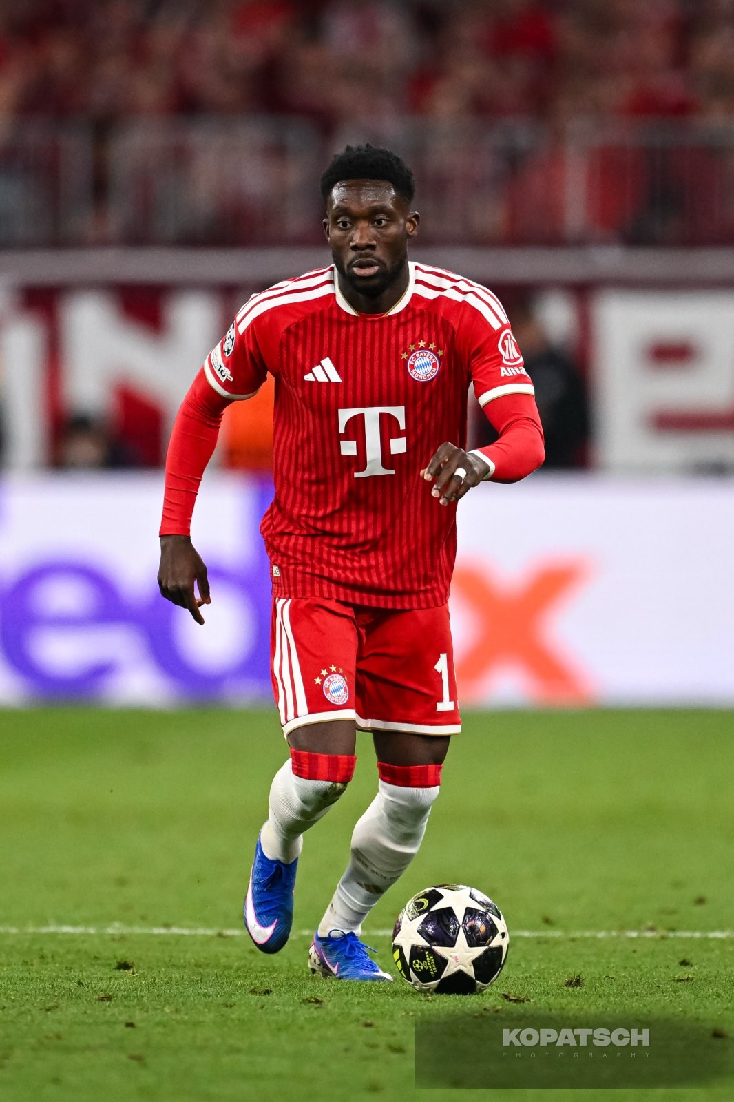 Alphonso Davies · 2026-05-06 FC Bayern Muenchen vs PSG Paris