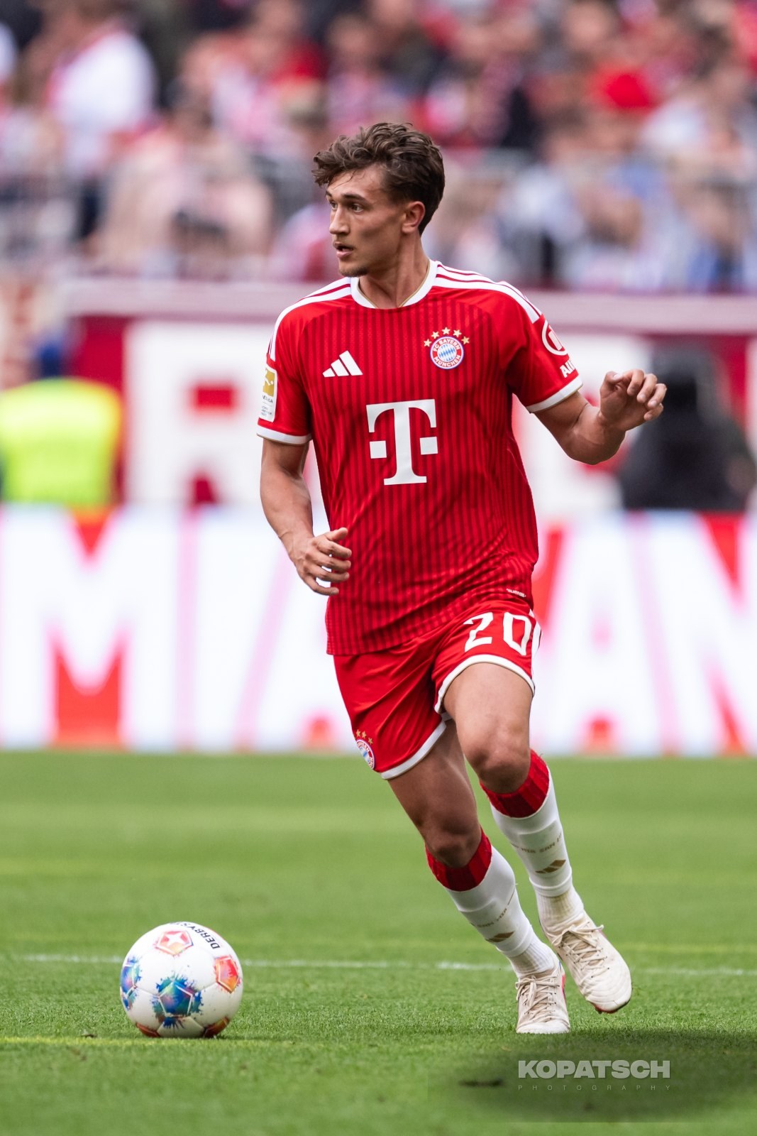 Tom Bischof · 2026-05-16 FC Bayern Muenchen vs 1. FC Koeln