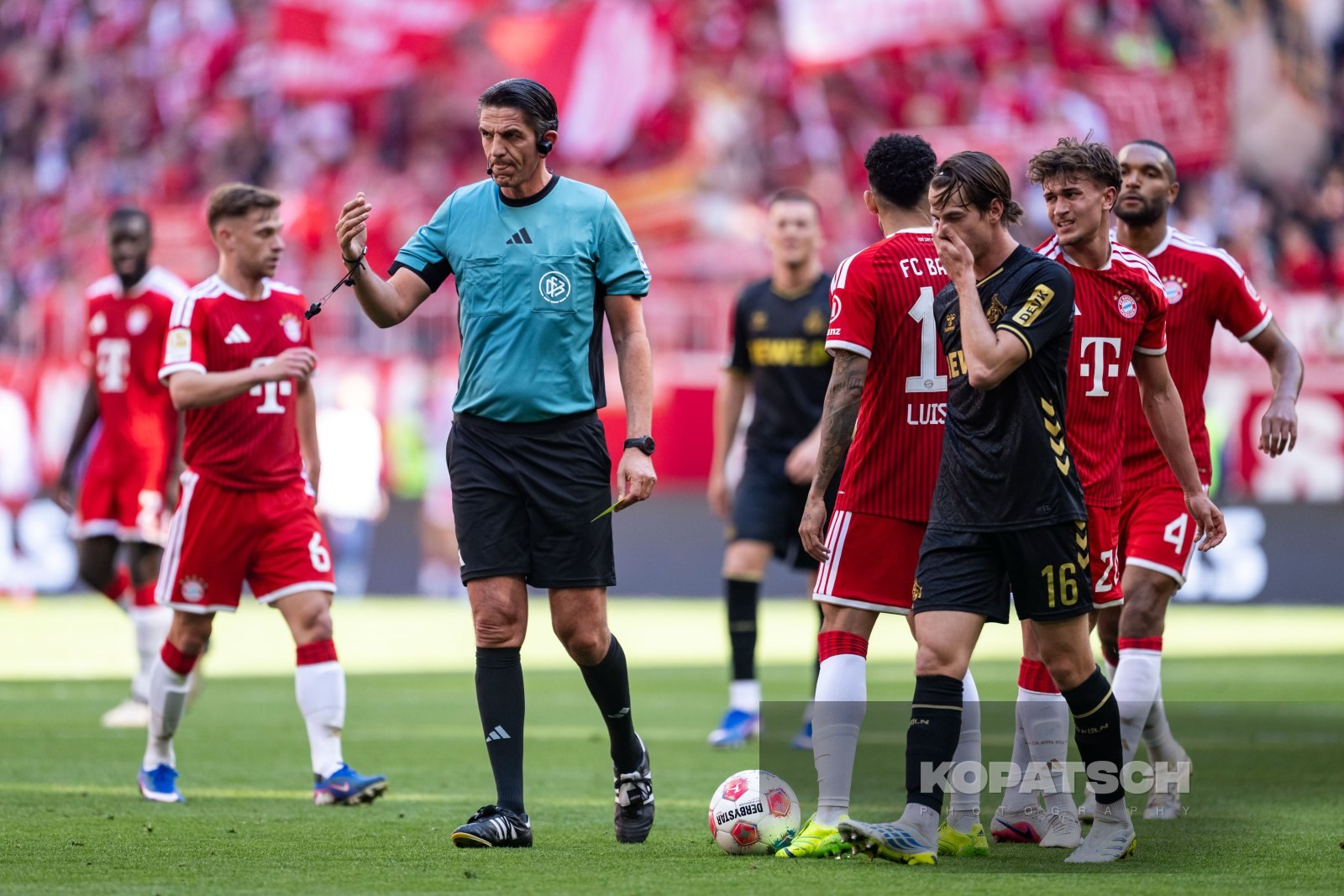 Deniz Aytekin · 2026-05-16 FC Bayern Muenchen vs 1. FC Koeln