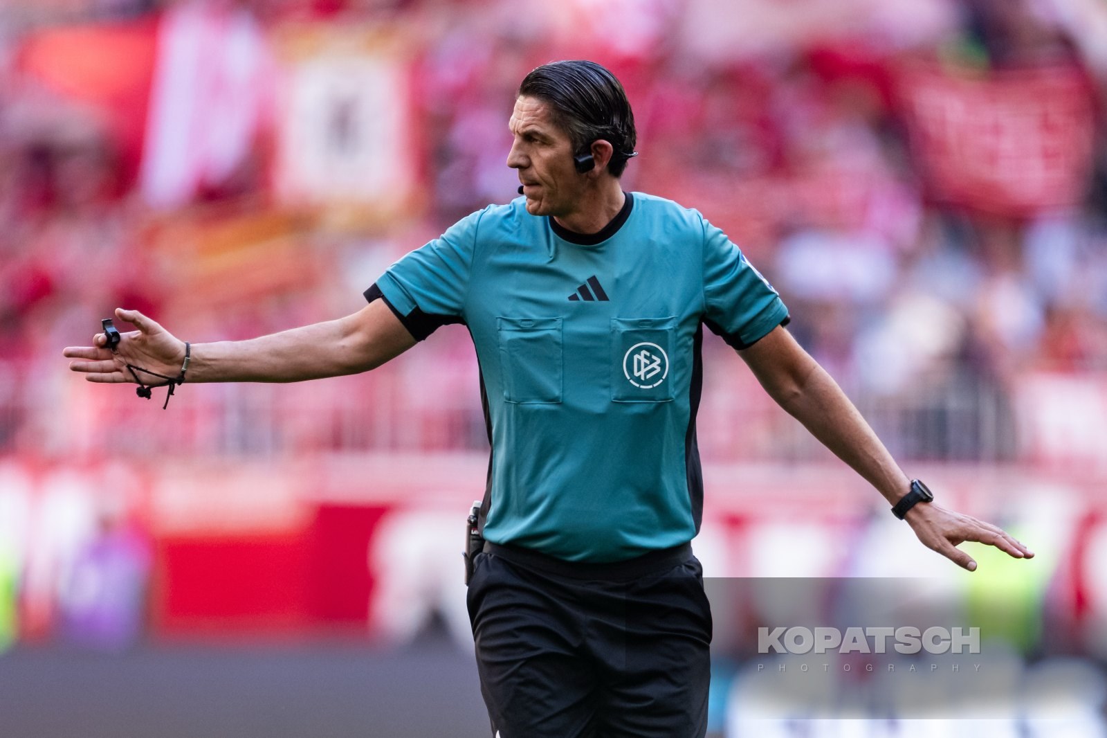 Deniz Aytekin · 2026-05-16 FC Bayern Muenchen vs 1. FC Koeln