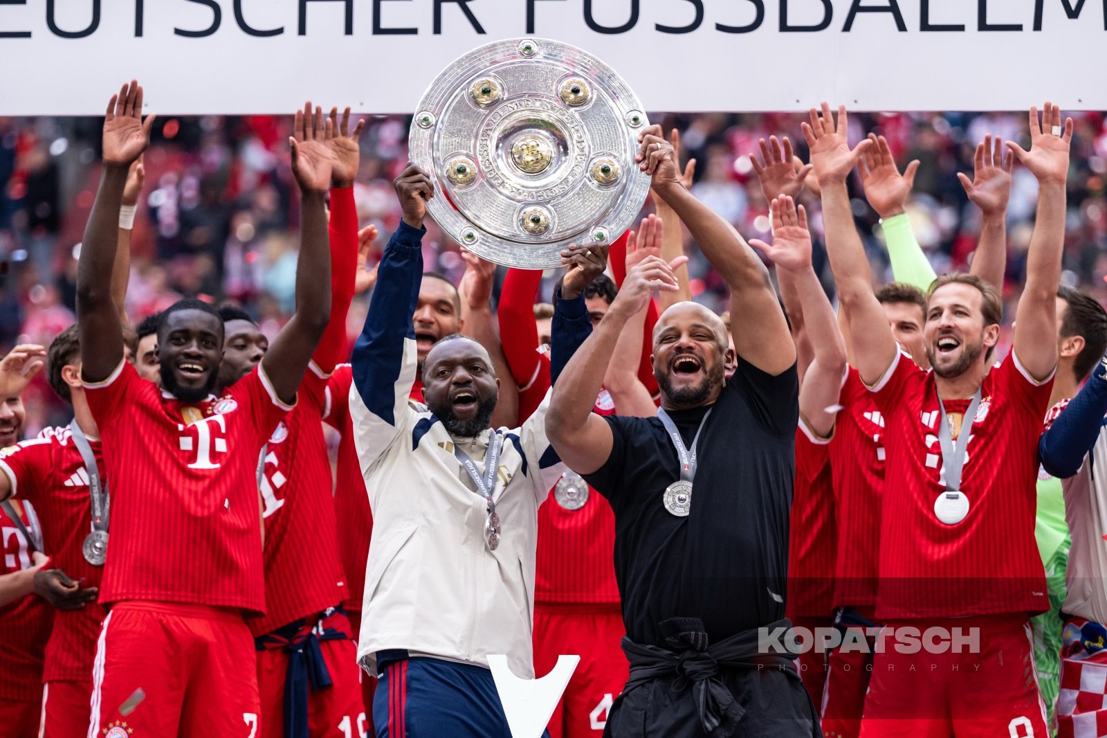 Vincent Kompany · 2026-05-16 FC Bayern Muenchen vs 1. FC Koeln