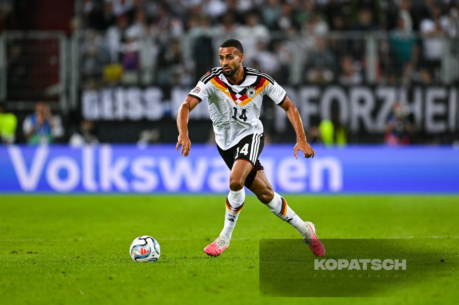 Josha Vagnoman of Germany, 2026-09-27 Germany vs Greece