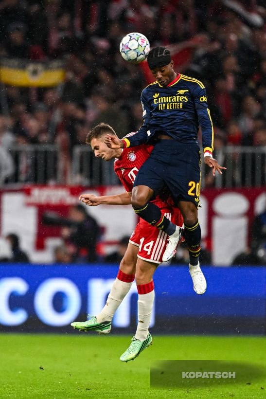 Josip Stanisic of FC Bayern Muenchen, 2026-10-21 FC Bayern Muenchen vs Arsenal FC