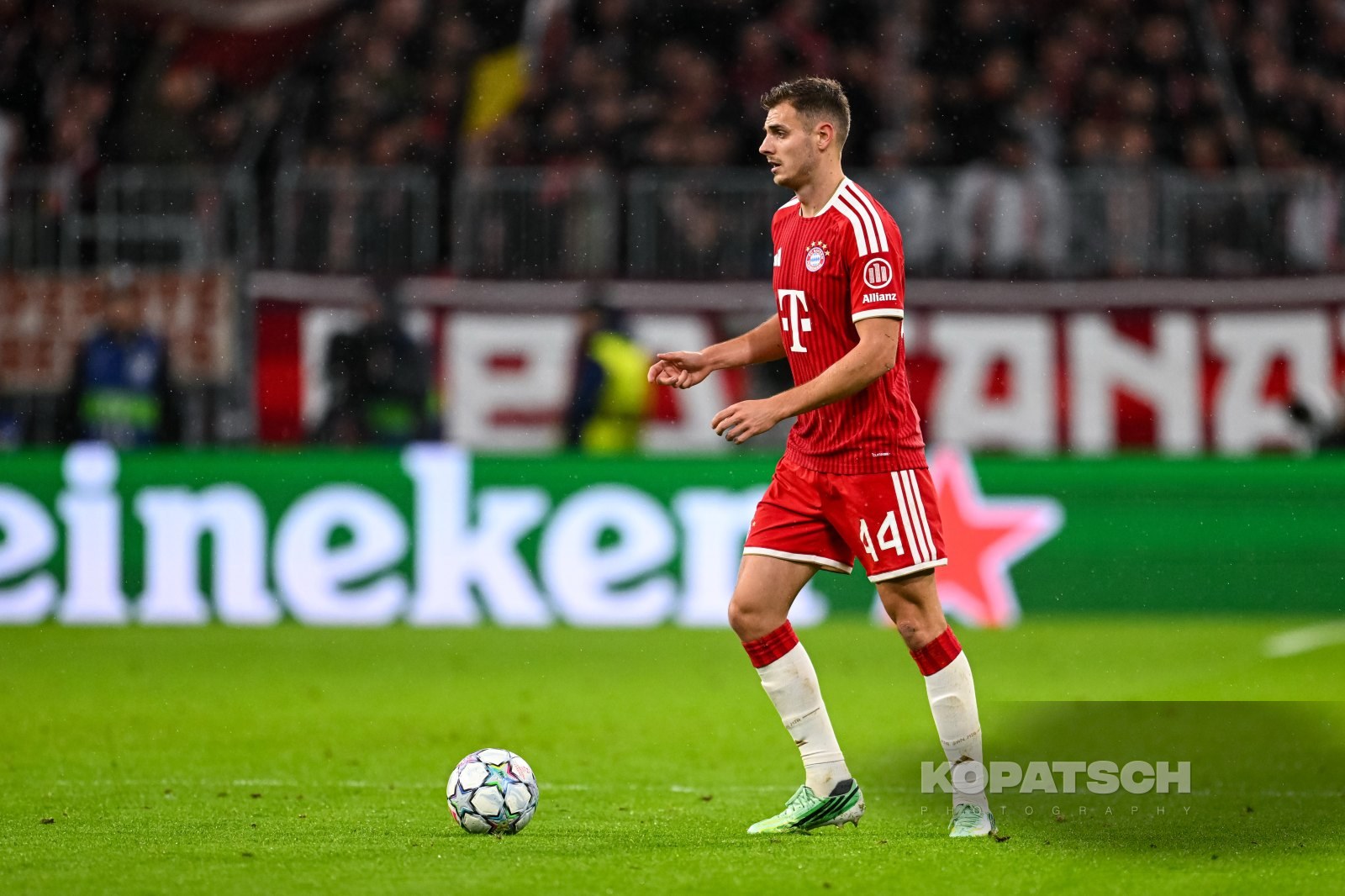 Josip Stanisic of FC Bayern Muenchen, 2026-10-21 FC Bayern Muenchen vs Arsenal FC
