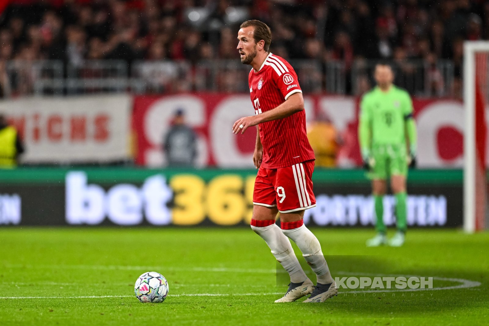 Harry Kane of FC Bayern Muenchen, 2026-10-21 FC Bayern Muenchen vs Arsenal FC