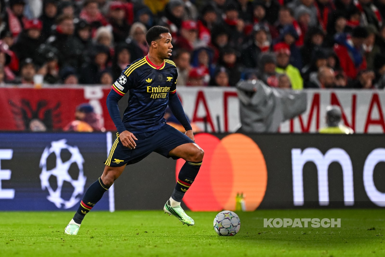 Gabriel of Arsenal FC, 2026-10-21 FC Bayern Muenchen vs Arsenal FC