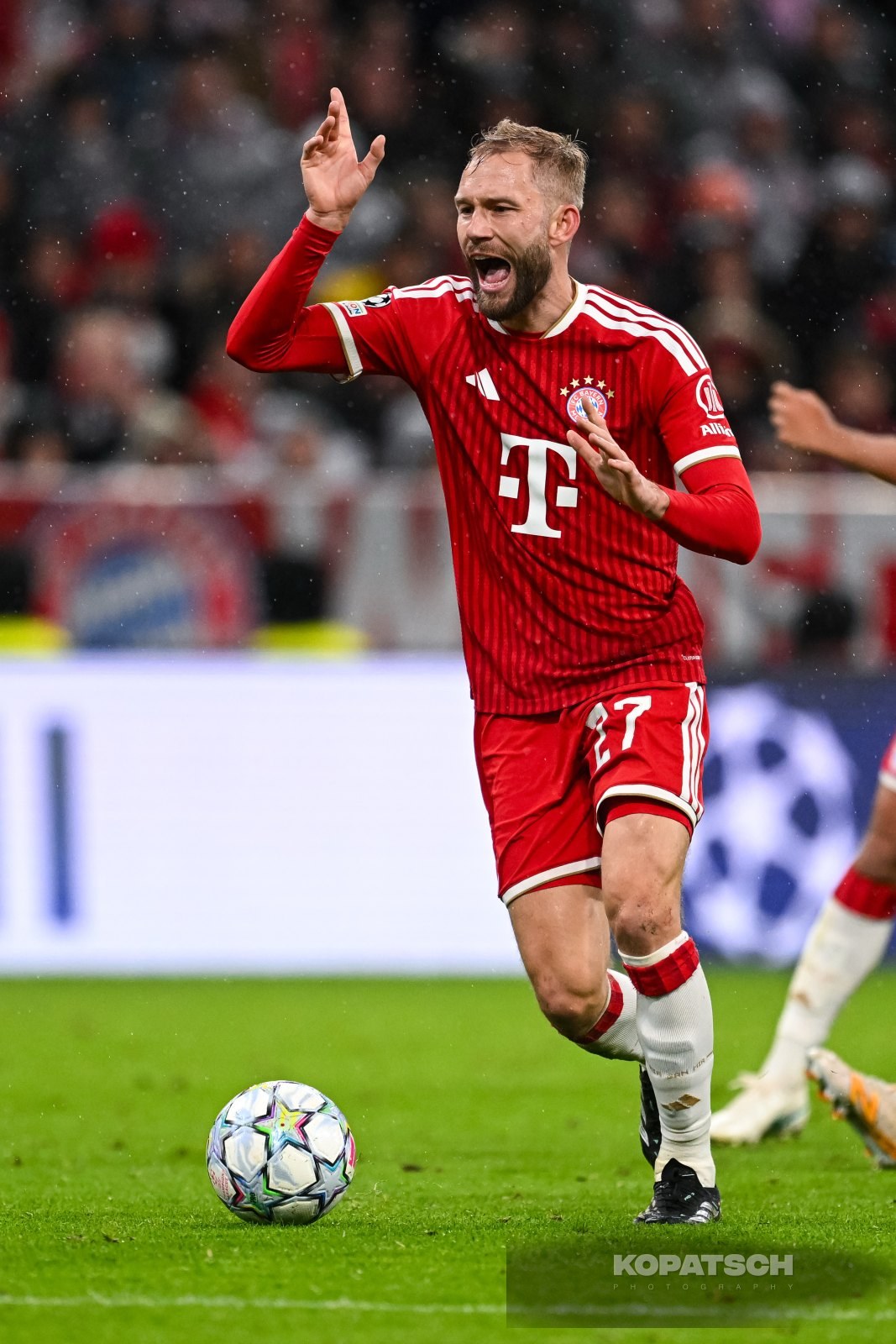Konrad Laimer of FC Bayern Muenchen, 2026-10-21 FC Bayern Muenchen vs Arsenal FC