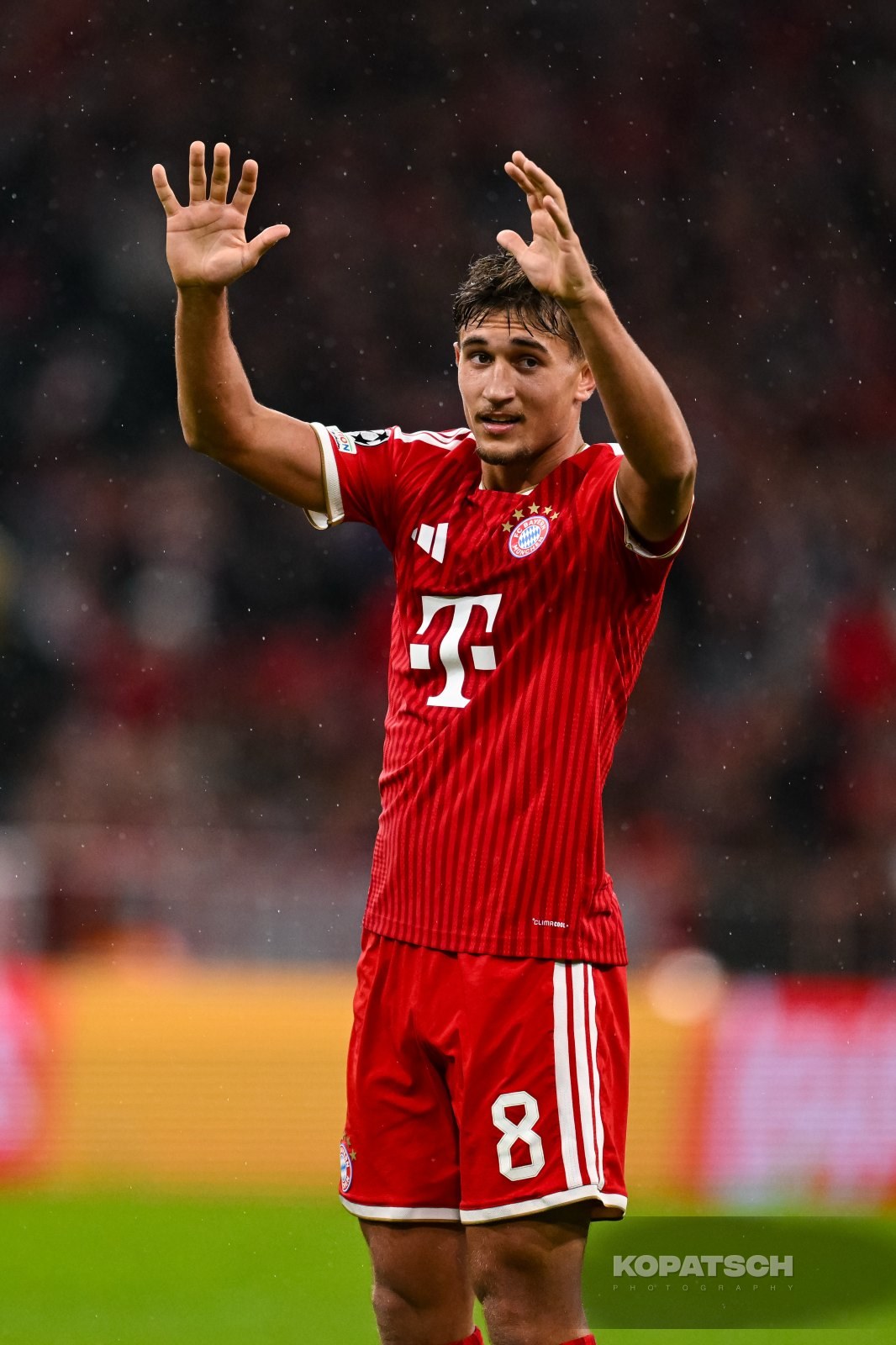 Tom Bischof of FC Bayern Muenchen, 2026-10-21 FC Bayern Muenchen vs Arsenal FC